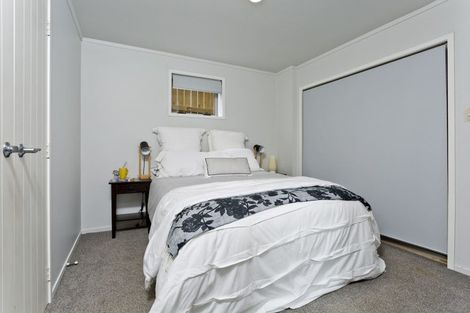 Photo of property in 3 Dunraven Place, Torbay, Auckland, 0630