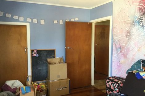 Photo of property in 39 Avondale Road, Avondale, Auckland, 1026