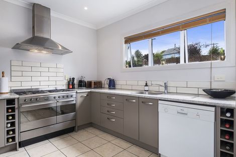 Photo of property in 76 Waimea Avenue, Calton Hill, Dunedin, 9012