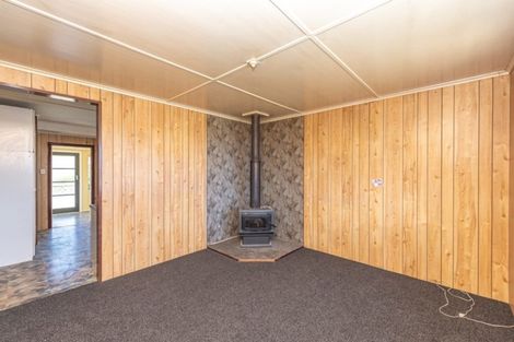 Photo of property in 12 Matai Street, Castlecliff, Whanganui, 4501