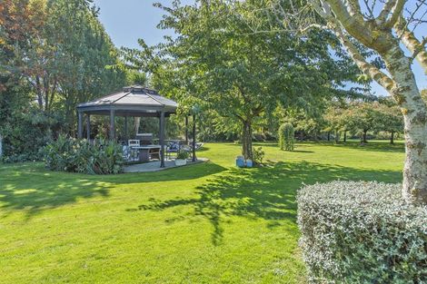 Photo of property in 17 Bridge Street, Southbridge, 7602