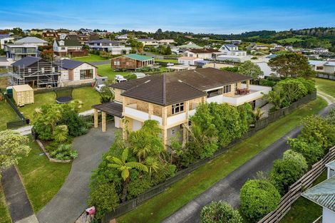 Photo of property in 30 Tamatea Drive, Snells Beach, 0920