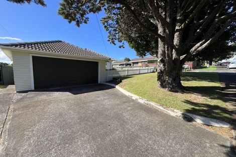 Photo of property in 10 Green Road, Panmure, Auckland, 1072