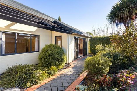 Photo of property in 40 Princes Street, Cambridge, 3434