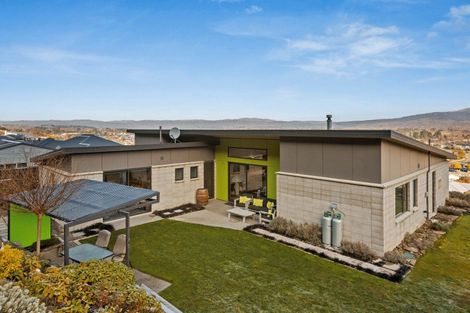 Photo of property in 36 Shields Street, Clyde, 9330