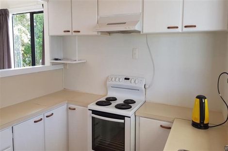 Photo of property in 17 Benchmark Drive, Massey, Auckland, 0614