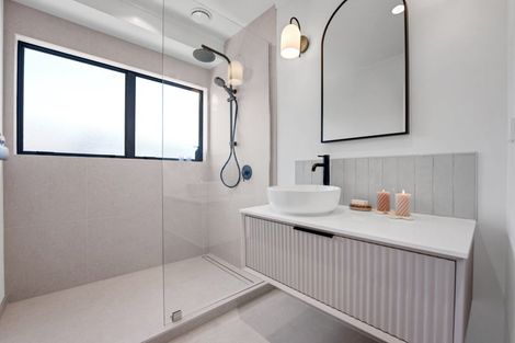 Photo of property in 38 Childers Road, Ranui, Auckland, 0612