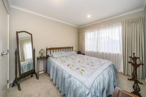 Photo of property in 546/2 Church Street, Terrace End, Palmerston North, 4410