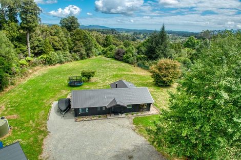 Photo of property in 5 Fairway Drive, Moana, 7872