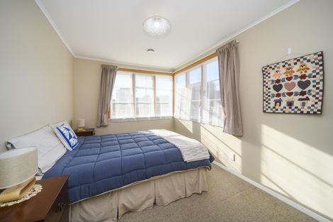 Photo of property in 20 Thames Street, Roslyn, Palmerston North, 4414