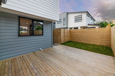 Photo of property in 20d Mackenzie Street, Te Atatu South, Auckland, 0610
