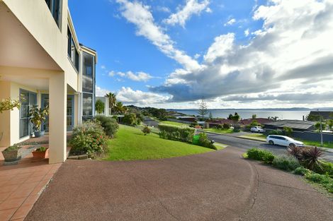 Photo of property in 59 Pacific Parade, Army Bay, Whangaparaoa, 0930