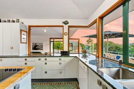 Photo of property in 1/48 Masterton Road, Rothesay Bay, Auckland, 0630