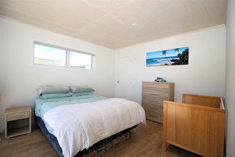 Photo of property in 150 Ngaio Drive, Matarangi, Whitianga, 3592