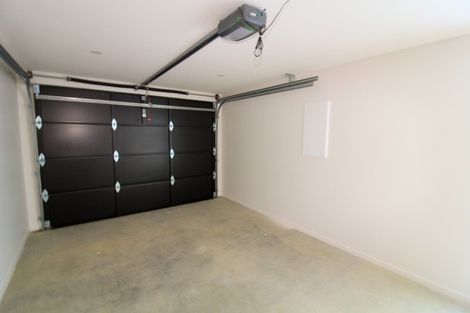 Photo of property in 25/6 Bushland Grove, Paparangi, Wellington, 6037