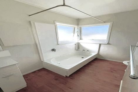 Photo of property in 28 Landscape Road, Papatoetoe, Auckland, 2025