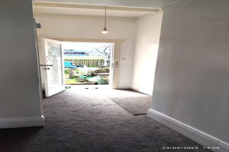 Photo of property in 24 Ireland Road, Mount Wellington, Auckland, 1060