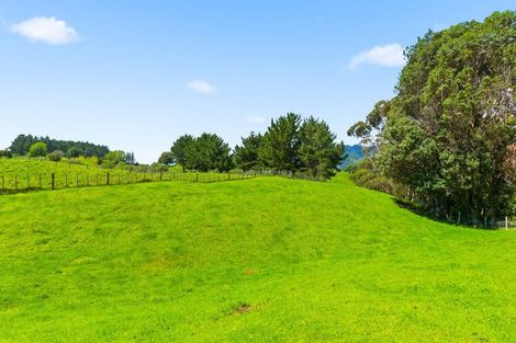 Photo of property in 340d Ngarara Road, Waikanae, 5391