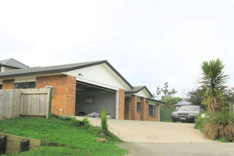 Photo of property in 9 Shah Place, Glen Eden, Auckland, 0602