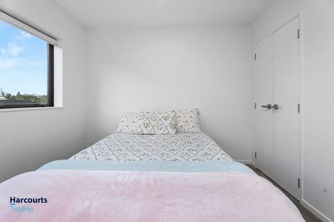 Photo of property in 26f Sheridan Drive, New Lynn, Auckland, 0600