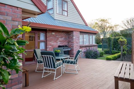 Photo of property in 1 Longfellow Street, Leamington, Cambridge, 3432