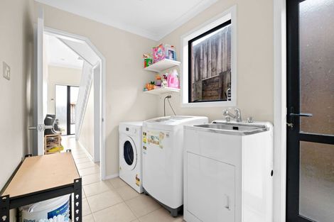 Photo of property in 22 Dorchester Place, Nawton, Hamilton, 3200