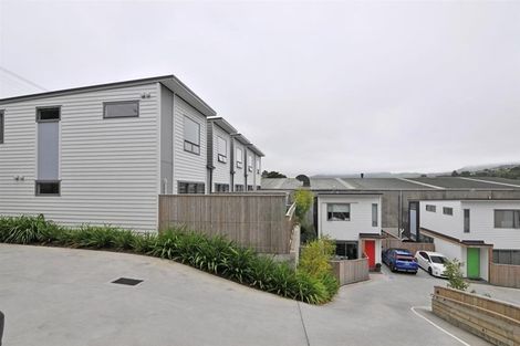 Photo of property in 4/7 Handyside Street, Tawa, Wellington, 5028