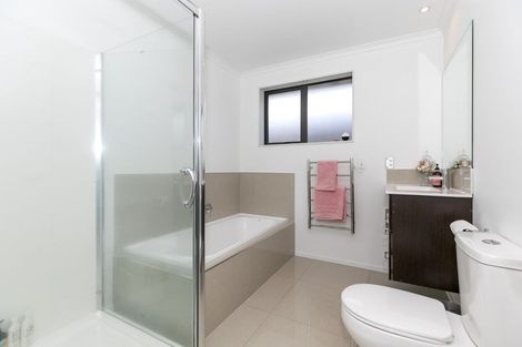 Photo of property in 17 Te Ironui Place, Huntington, Hamilton, 3210