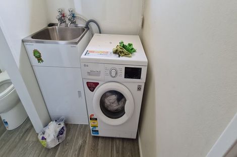 Photo of property in 80 Tait Drive, Greenmeadows, Napier, 4112