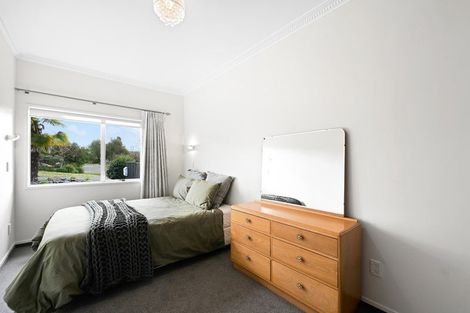 Photo of property in 28 Delamare Road, St Andrews, Hamilton, 3200