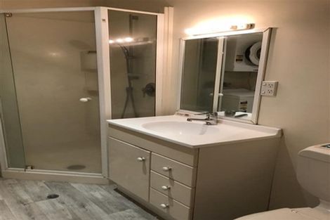 Photo of property in Grosvenor Cl, 9/6 Brown Street, Mount Cook, Wellington, 6021