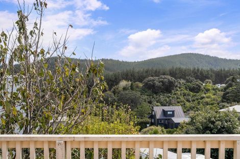 Photo of property in 104 Titiro Place, Onemana, Whangamata, 3691