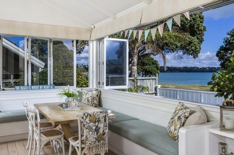 Photo of property in 103 The Esplanade, Manly, Whangaparaoa, 0930