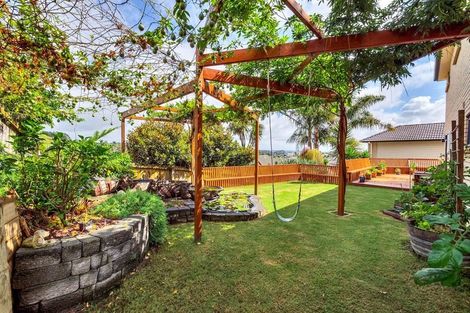 Photo of property in 15 Leafield Crescent, Henderson, Auckland, 0612