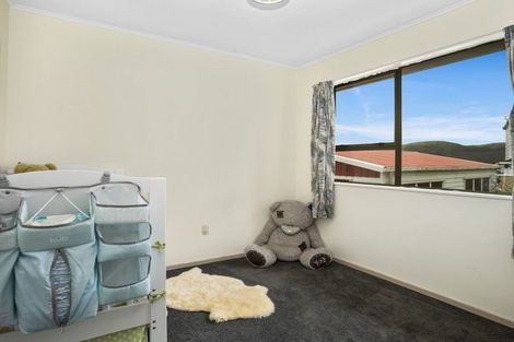 Photo of property in 10 Mossburn Grove, Kelson, Lower Hutt, 5010