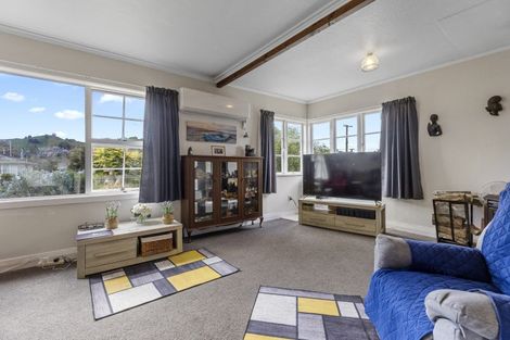 Photo of property in 100 Ngatai Street, Taumarunui, 3920