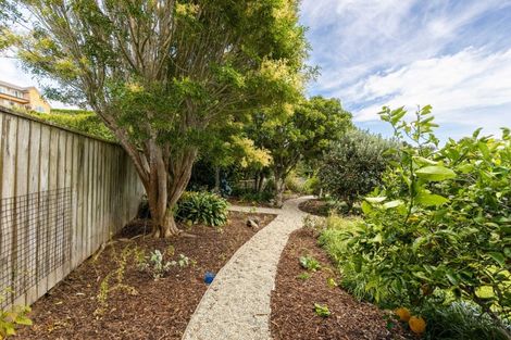 Photo of property in 22 Ashmore Drive, Frankleigh Park, New Plymouth, 4310