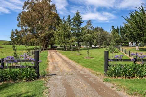 Photo of property in 379 Pyramid Valley Road, Pyramid Valley, Waikari, 7491