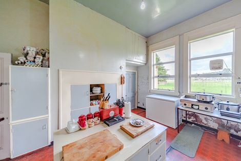 Photo of property in 71 Charlotte Street, Takapau, 4203