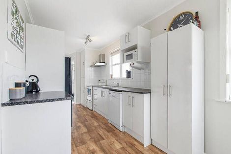 Photo of property in 5 O'connell Street, Manurewa, Auckland, 2102