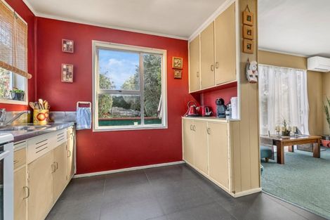 Photo of property in 1/19 Kathleen Street, Totara Vale, Auckland, 0627