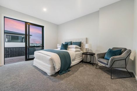 Photo of property in 29 Kumukumu Road, Long Bay, Auckland, 0630