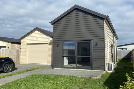 Photo of property in 7 Poutawa Lane, Clarks Beach, 2122