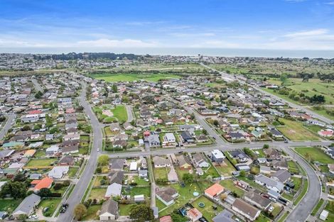 Photo of property in 6 Portchester Street, Aranui, Christchurch, 8061