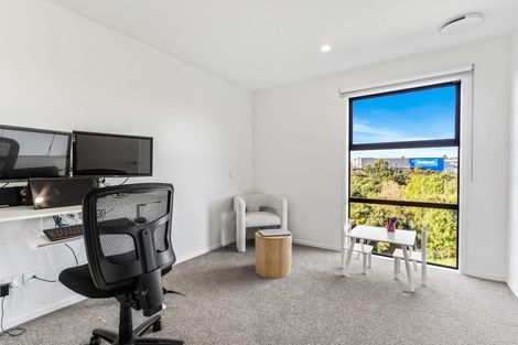 Photo of property in 4/47a Huntington Drive, Huntington Park, Auckland, 2013