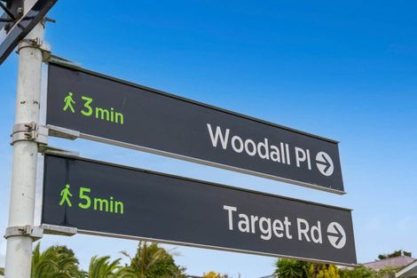 Photo of property in 1/20 Celeste Place, Totara Vale, Auckland, 0627