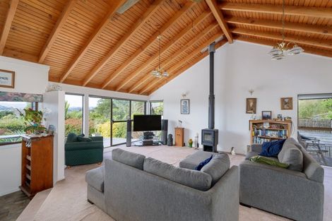 Photo of property in 28 Centennial Drive, Whitianga, 3510