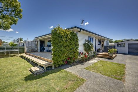 Photo of property in 15 Fleming Crescent, Maraenui, Napier, 4110