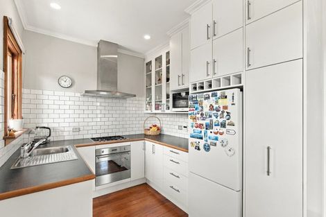 Photo of property in 55 English Avenue, Mornington, Dunedin, 9011