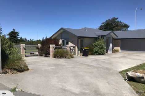 Photo of property in 4 Sequoia Way, Rangiora, 7400